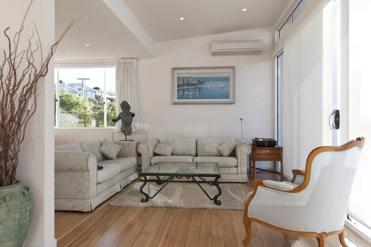 567 Sandy Bay Хобарт Вилла