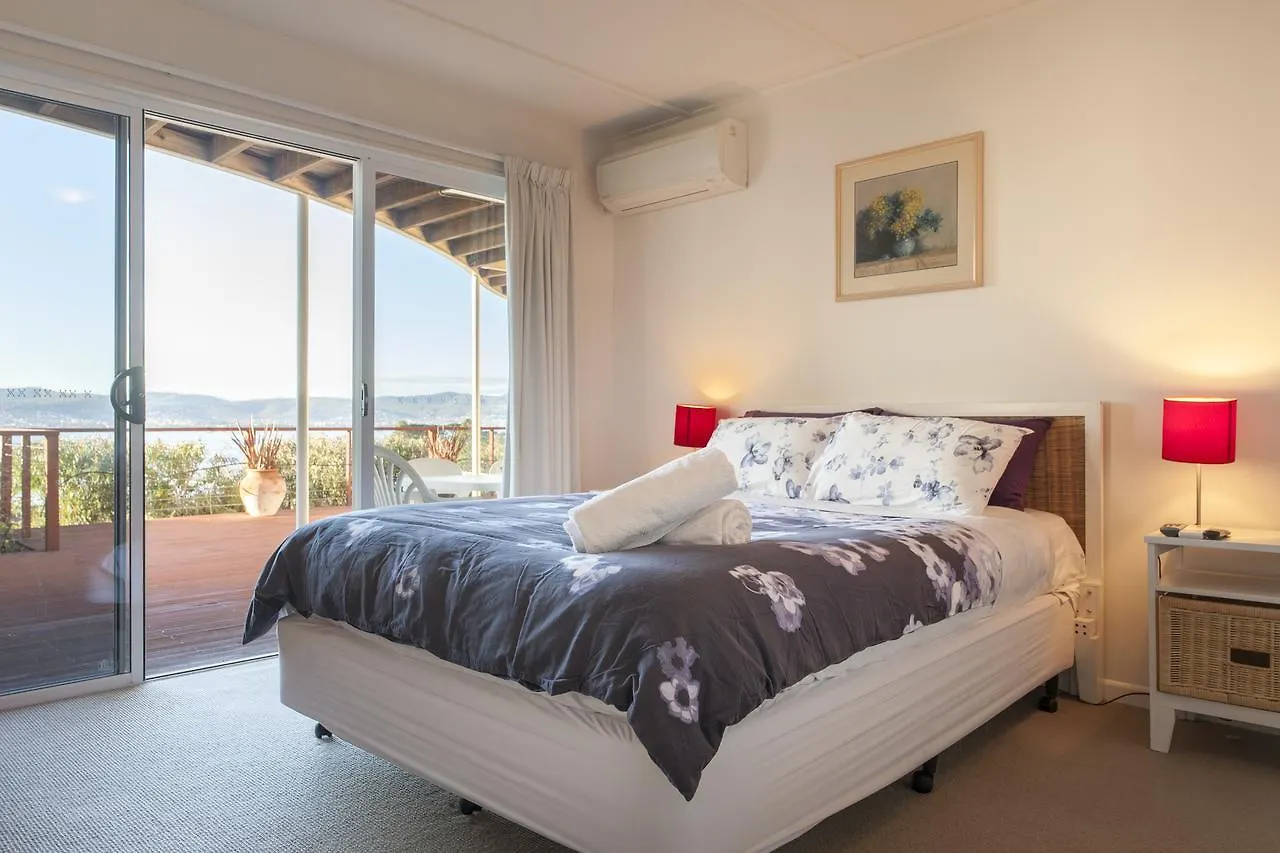 Villa 567 Sandy Bay Hobart